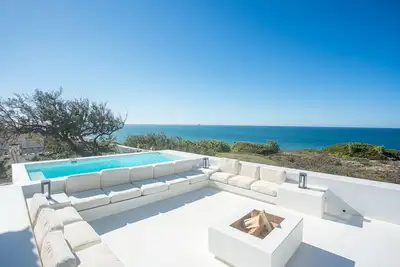 Image de Villa Sublime - Villa with swimming pool with amazing sea views near Sintra