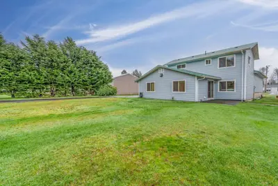 Image de Pets Ok, 5-min to beach, Wi-Fi, Newly Remodeled (SaltyD)