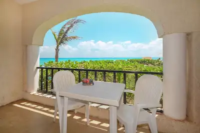 Image de True Endcap Oceanfront Xaman Ha! 7022