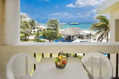 Image de Xaman Ha Penthouse 2 Bdrm Beachfront 7202