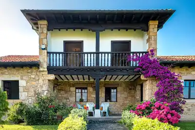 Image de Espectacular casona a 50 metros de la Colegiata