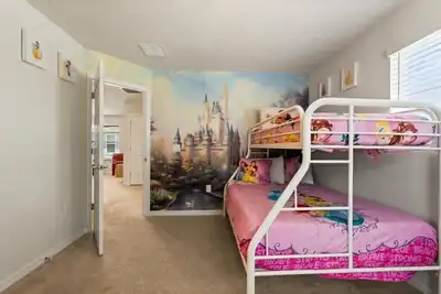 Image de EV_7299 - 5 Bed 5. 5 Bath Villa with Screened-In Private Pool with Spillover Spa,