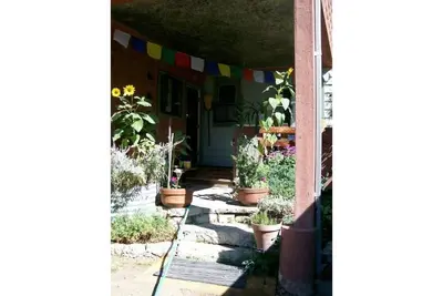 Image de Fun and cozy loft apartment.