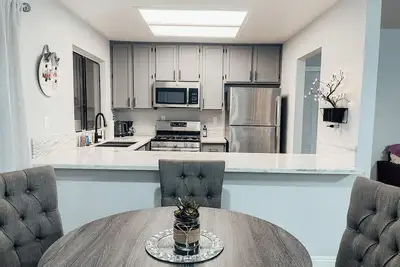 Image de New Entire beautiful 2 bedroom house