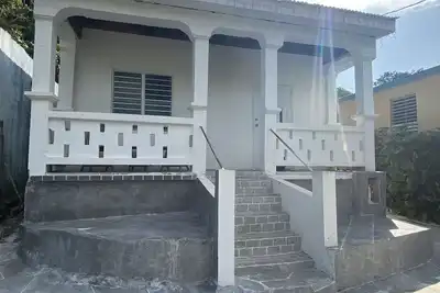 Image de Cozy White House in the heart of Puerto Rico!