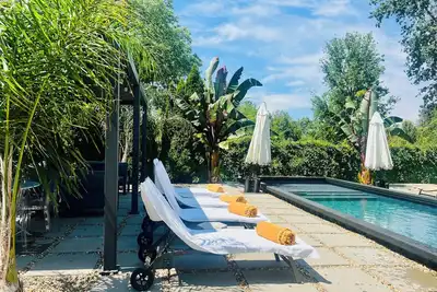 Image de Walk to Downtown Healdsburg--Luxury Healdsburg Vacation Rental