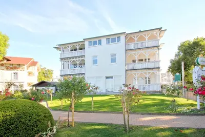 Panorama apartment - with sea view and balcony, use of swimming pool and sauna -