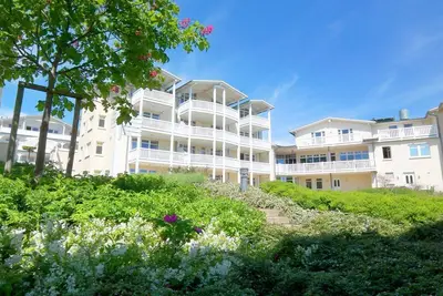 Balcony, free use of the Ahoi adventure pool and sauna - Sea view apartment 59 -