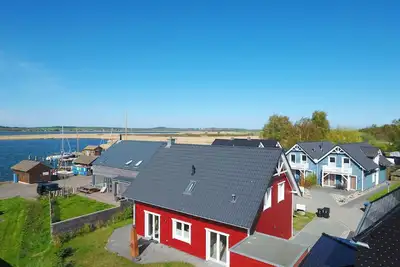 Image de Vacation home ButjeButje - Swedish house at the sailing harbor, own sauna, adventure pool -