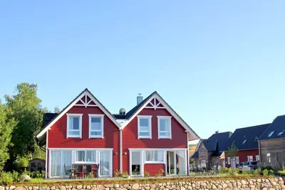 Image de Vacation home close to the harbor with terrace and sea view - Holiday home TimpeTe Starboard