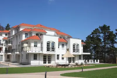 Near the beach, vacation apartment with sauna and swimming pool - Strandr. BaabeFeWo1. 29