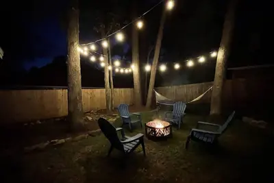 Image de 2300 Sq Ft, 4/2 ❤️ 2 Minutes From Lake Conroe
