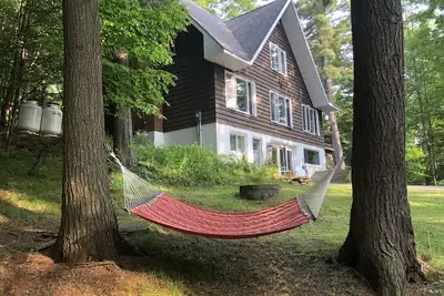 Image de Peace & Privacy on 10 acres with full game room and fireplace