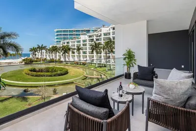 Image de Amazing Apartment! Aria Ocean View Condo 306