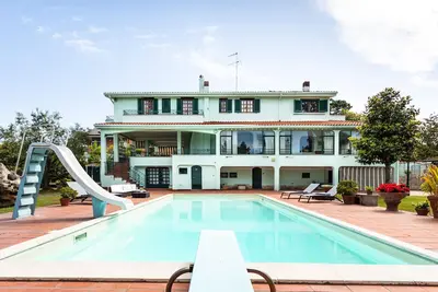Image de Presidential villa in Exclusive use with pool and barbecue 300m from the sea