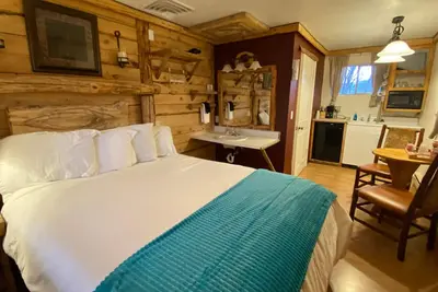Image de \"Cabin\" 6 at The Cedaredge Lodge