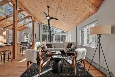 Image de Durango Mountain House with Hot Tub and Views - great location