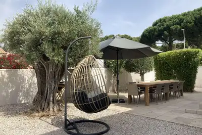 Image de Belle villa spacieuse avec piscine privée, 10 couchages, wifi, proche canal du midi et à 3 km de. . .