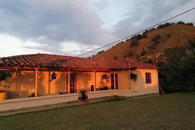 Image de Beautiful country house in the mountains of Antioquia.