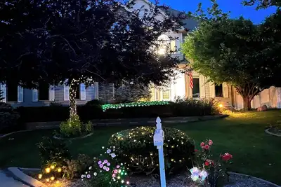 Image de Two bedroom in an upscale residence. Pet friendly on a case by case basis.