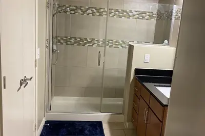 Image de Nice condo in midtown the galleria area