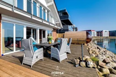 Image de Villa Atlantis - 1st row by the water, barrel sauna, Xxl shower, terrace, balcony