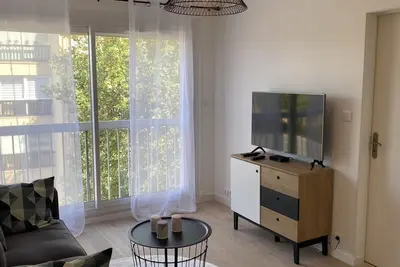 Image de Charmant 2 pièces avec parking et ascenseur, proche centre-ville de Cabourg