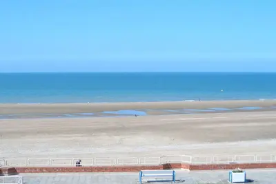 Image de Appartement 3 pièces face à la mer, centre-ville, 54m² pour 5 pers. , proche plage, court séjour dispo
