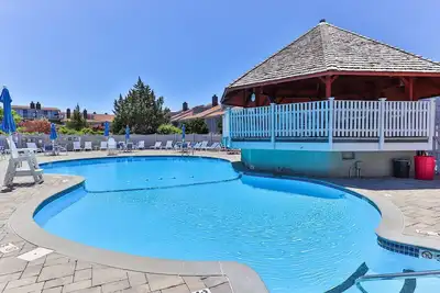 Image de Poolside 2bd--Private Balcony, Association Beach & Pool