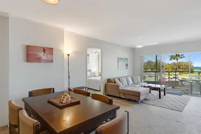 Image de Kooringal Unit 4 Right on Greenmount beach walk to both Tweed Heads and Coolangatta Wi-Fi Inc.