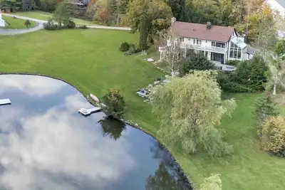 Image de The Manor-Stunning Modern Farmhouse with Hot Tub
