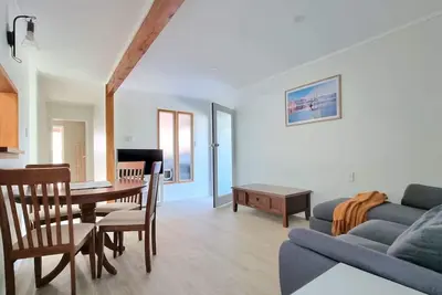 Image de 1/2 Melrose 2br - 2 Melrose Road East, Hillsborough, Auckland 1042