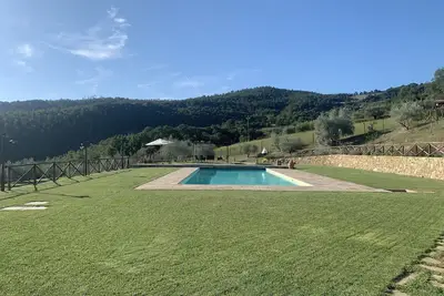 Image de Villa with Pool, Spa, and Relaxation: A Paradise between Umbria and Tuscany