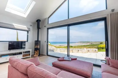 Image de Gwithian Lookout - a house that sleeps 5 guests in 3 bedrooms