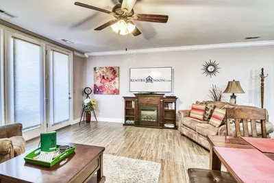 Image de Lake View Condo, Newly Renovated with Community Pool & Free Tickets, Near Silver Dollar City
