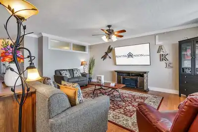 Image de Gorgeous Lake View Condo, Spacious & Minutes from Silver Dollar City with Free WiFi & Tickets