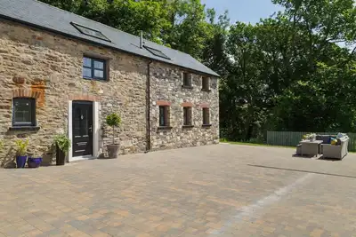 One of two immaculate holiday cottages located together in a rural location in the south of the isla
