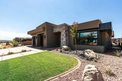 Image de *New Owner Special* Stunning Luxury Home near Tuacahn and Snow Canyon
