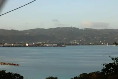 Montego Bay Heartbeat. Walk to Beach, Restaurants and Hip Strip.