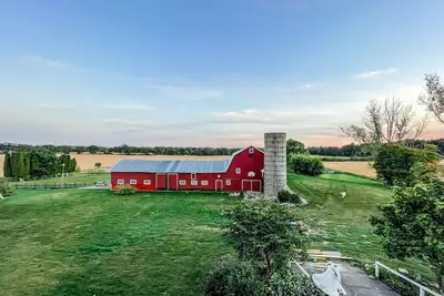 Image de Farm House | Relax & Visit with Mini Horses - Near Downtown Marshall