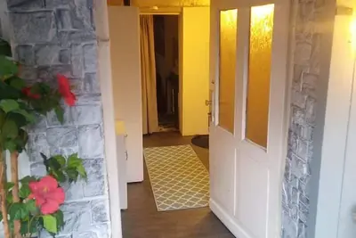 Image de Ferienwohnung Sleeps 6 with Whirlpool