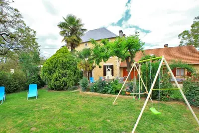 Image de Maison de vacances en Dordogne avec piscine partagée et animaux acceptés