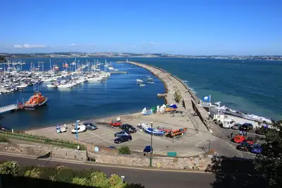 Image de Panoramic Sea View Apartment. Sunny South Devon