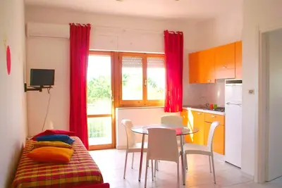 Image de Apartment by the sea in residence with swimming pool, tennis