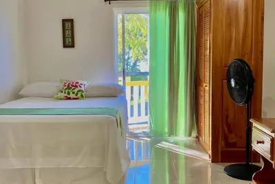 Image de Nature lovers paradise overlooking the turquoise Caribbean sea