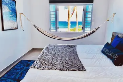 Image de breathtaking sea view Beach Front very Private and quiet Solar Powered