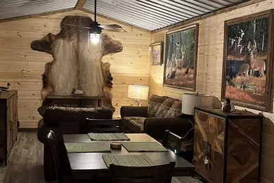 Image de Beautiful cabin near Sardis Lake 3 miles to Sardis Lake