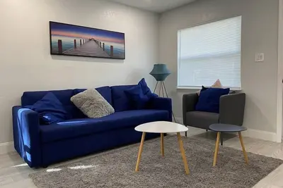 Image de Charming 2-beds Central Clearwater Apartment