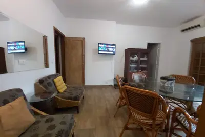 Image de Cozy house with 2 garages and 2 bedrooms