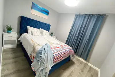 Image de Lux Condo Near Downtown and now offering car rental service.